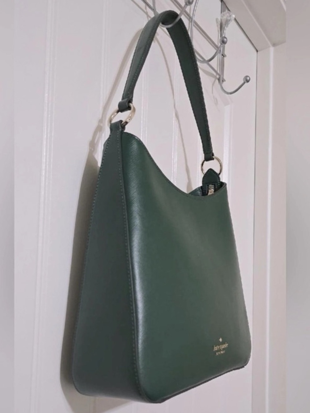 Kate Spade Perry Emerald Green
Handbag NWOT - Picture 7 of 16